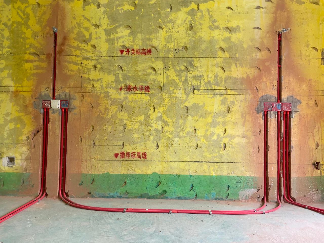 工地巡檢：風(fēng)雨無阻堅持28年，奔走于品質(zhì)家裝的路上！15
