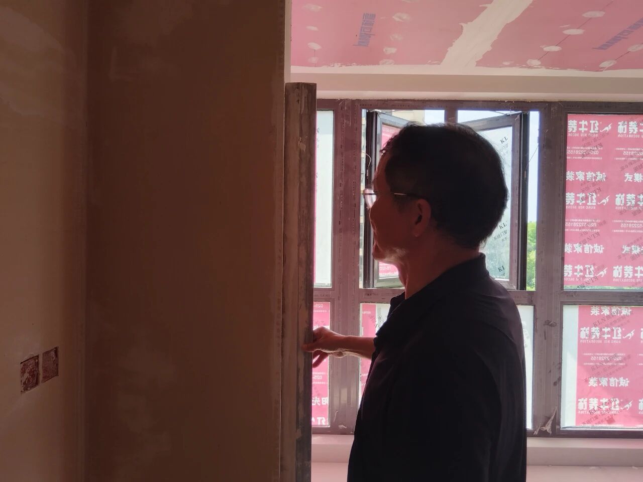 設(shè)計(jì)師工地巡檢，用腳步丈量細(xì)節(jié)，護(hù)航效果完美落地！07