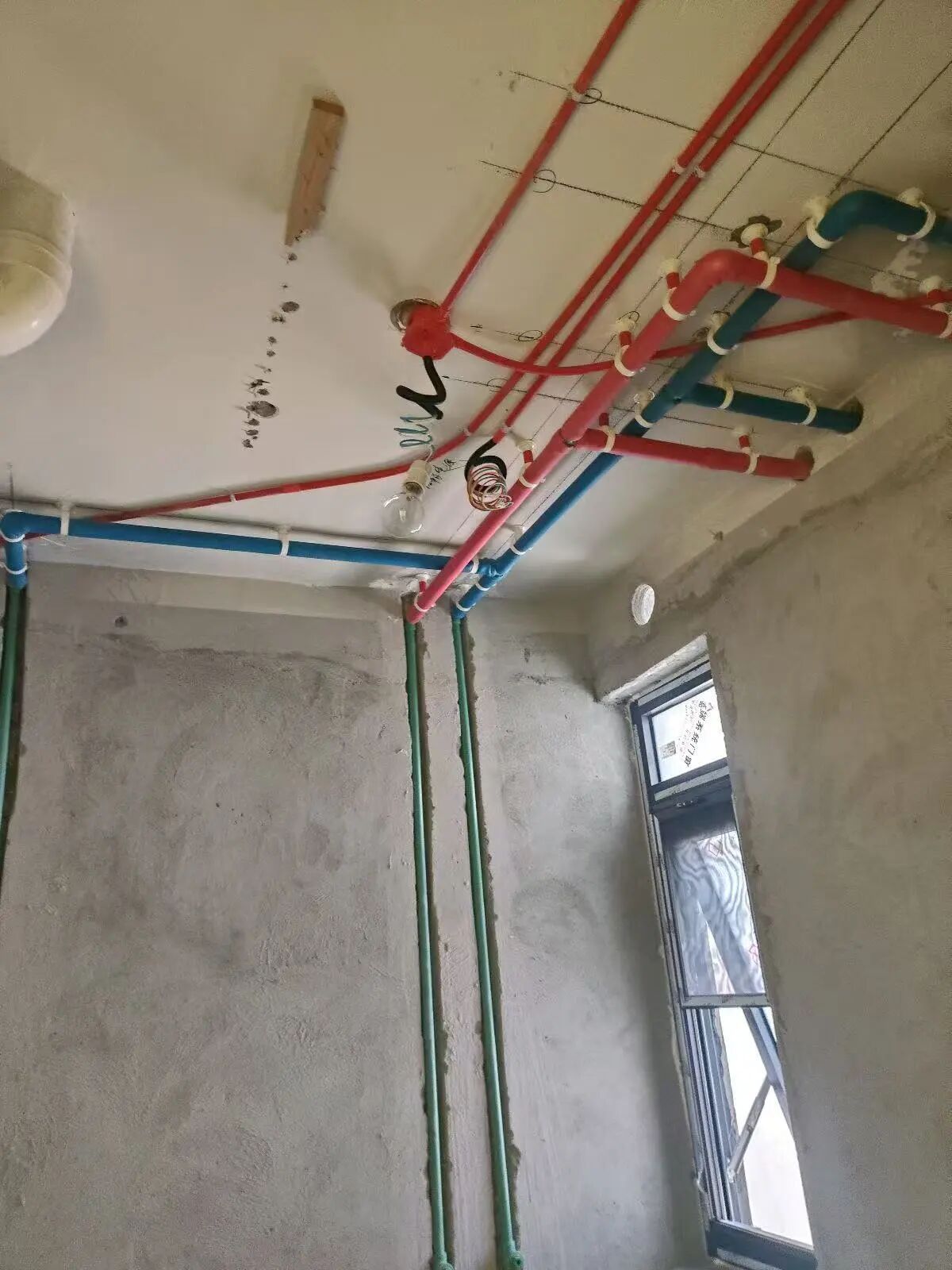 工地巡檢日：步履不停，以行動(dòng)兌現(xiàn)品質(zhì)承諾，嚴(yán)格把控每一環(huán)！10